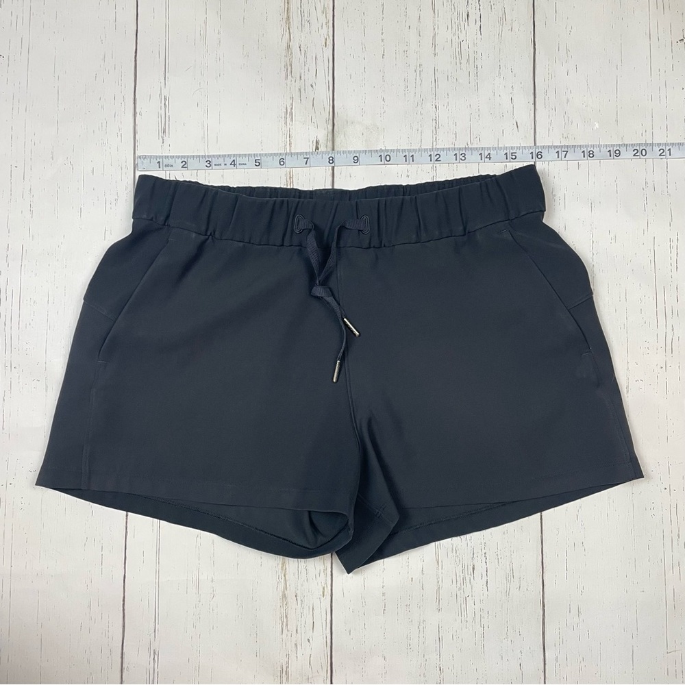 Lululemon On The Fly Short *Woven, *2.5” - Picture 4 of 10